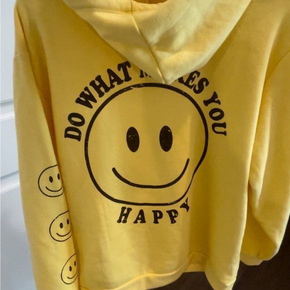 NWT FULL TILT Tilly’s Happy Smiley womens S small yellow hoodie - Picture 1 of 3
